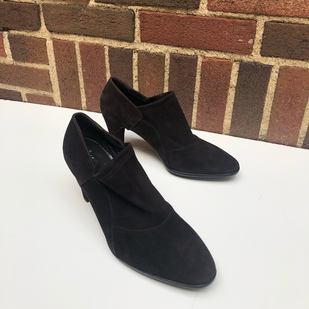 Aquatalia Chocolate Brown Suede Y2K‎ Heels Size 6